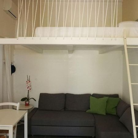 Dependance In Villa Con Piscina Сиракуза Екстериор снимка