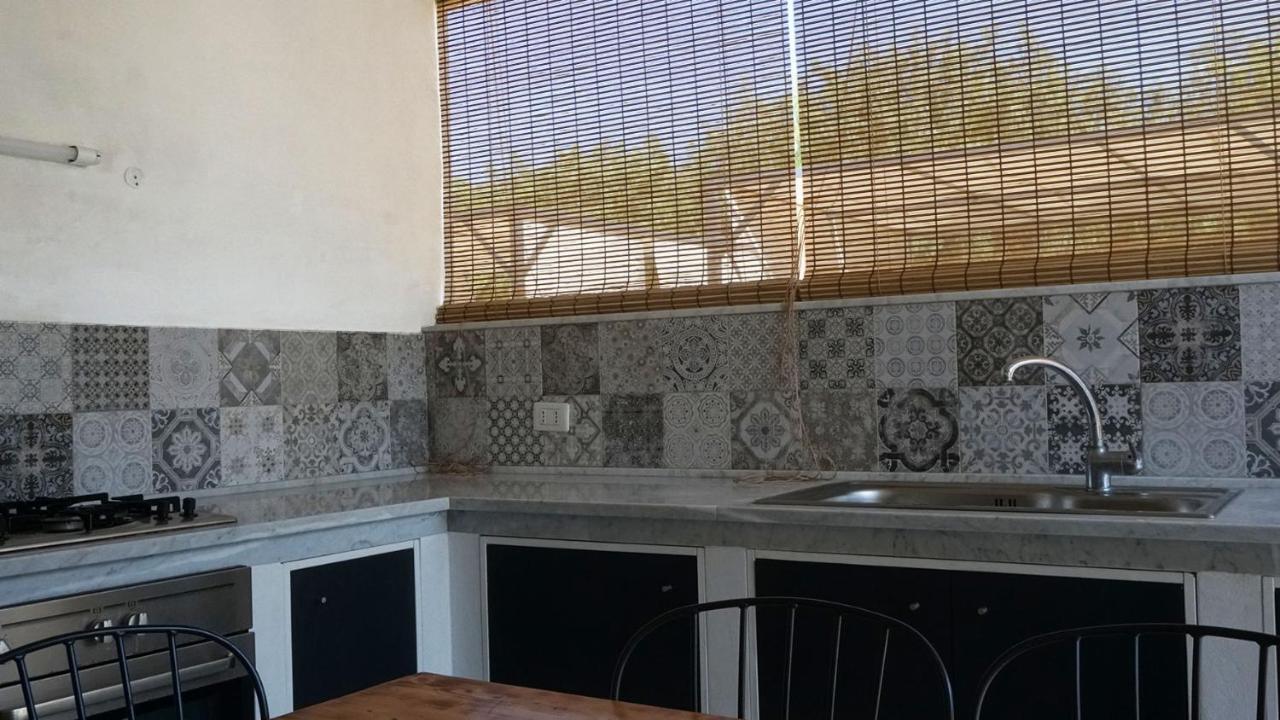 Dependance In Villa Con Piscina Сиракуза Екстериор снимка