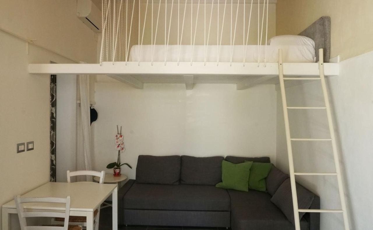 Dependance In Villa Con Piscina Сиракуза Екстериор снимка